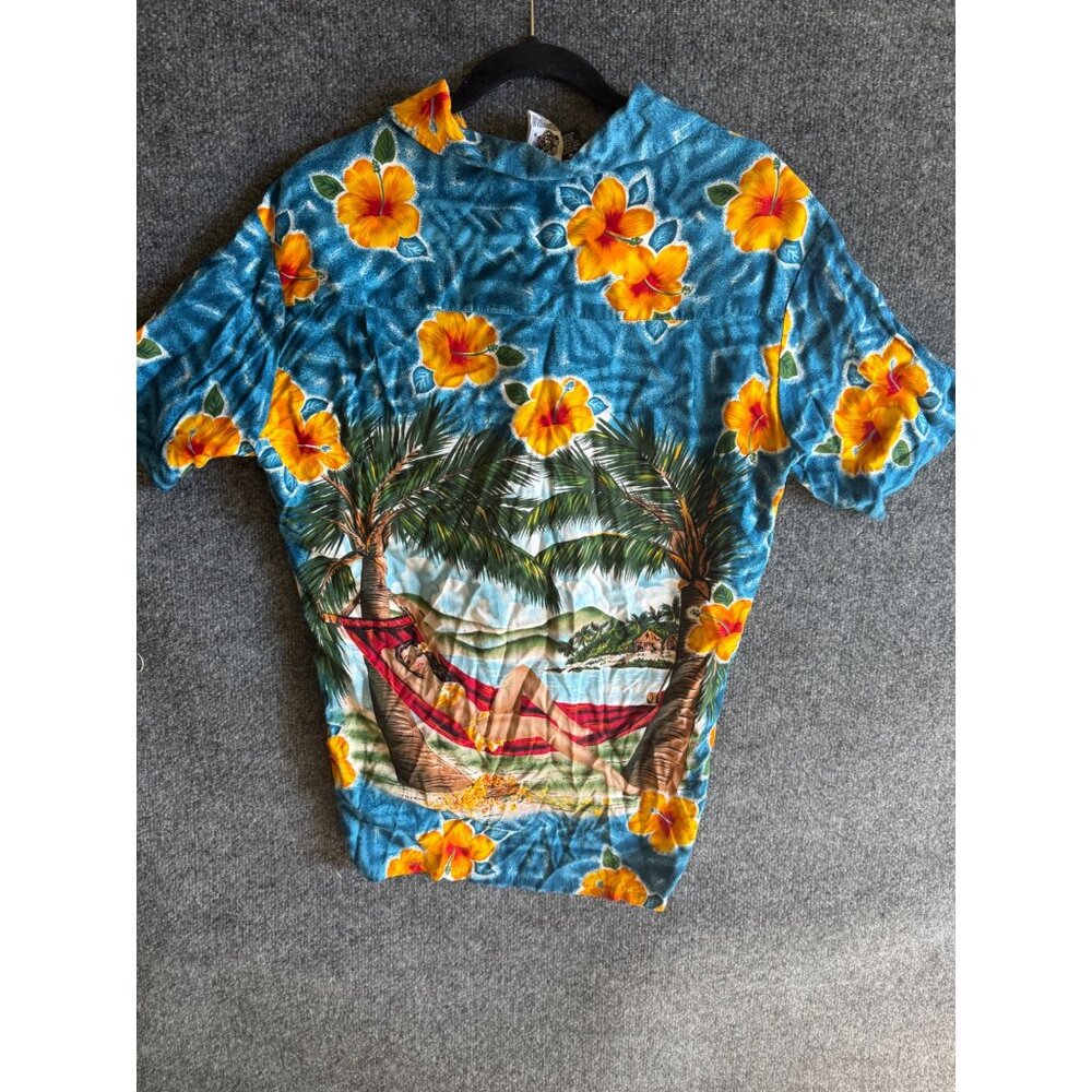 Vintage Hawaiian Print Shirt With Tropical Beach Scene & Palm Trees Button-Up Sh